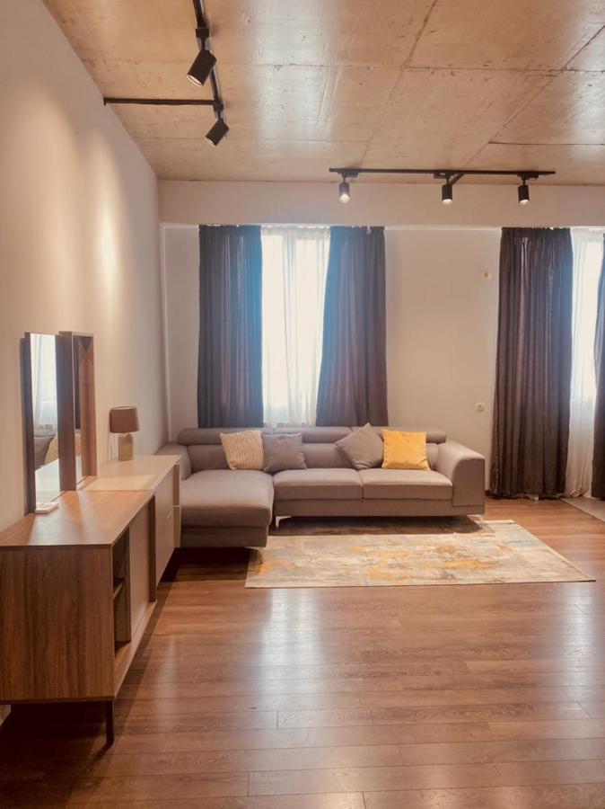 Apartment Sixteen Tbilisi Exterior foto