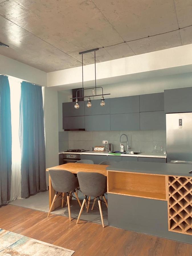 Apartment Sixteen Tbilisi Exterior foto