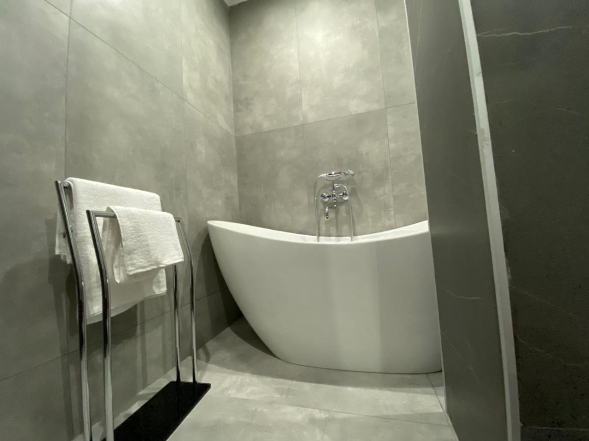 Apartment Sixteen Tbilisi Exterior foto