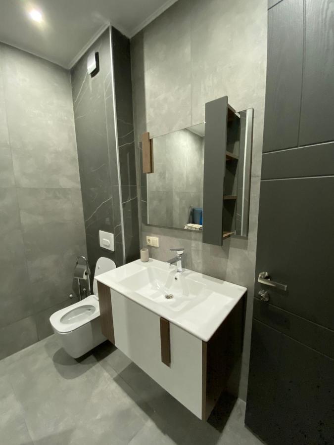 Apartment Sixteen Tbilisi Exterior foto