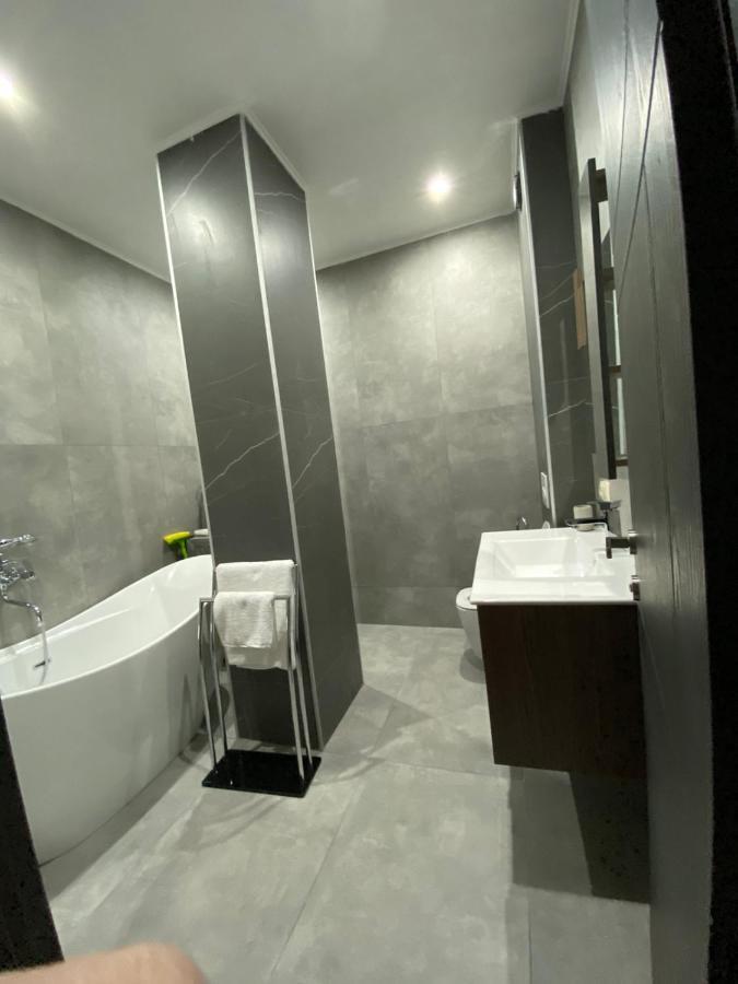 Apartment Sixteen Tbilisi Exterior foto