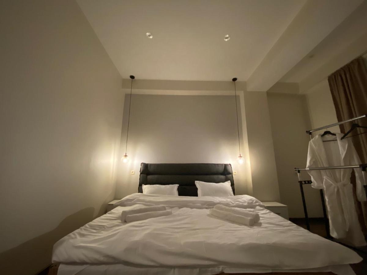 Apartment Sixteen Tbilisi Exterior foto